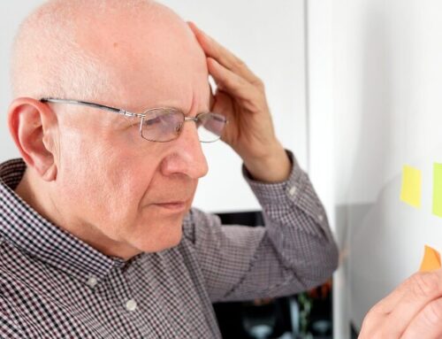 A Guide to Recognizing the Early Warning Signs of Dementia